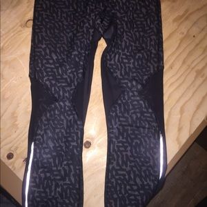 Rare lulu mesh running tight